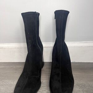 Primark Black Ankle Boots with Sleek Minimalist Design